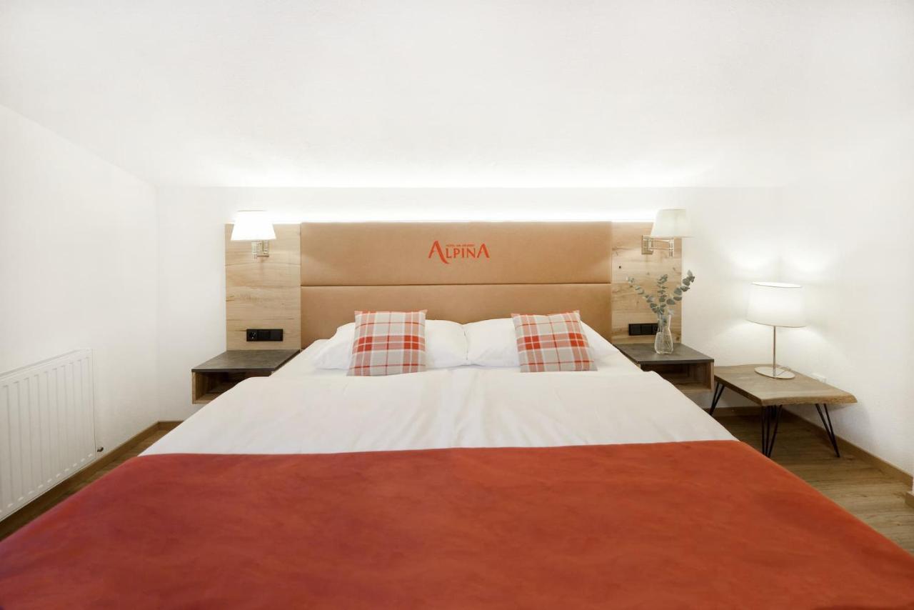 Hotel Alpina Superior 페트노이 암 아를베르크 외부 사진