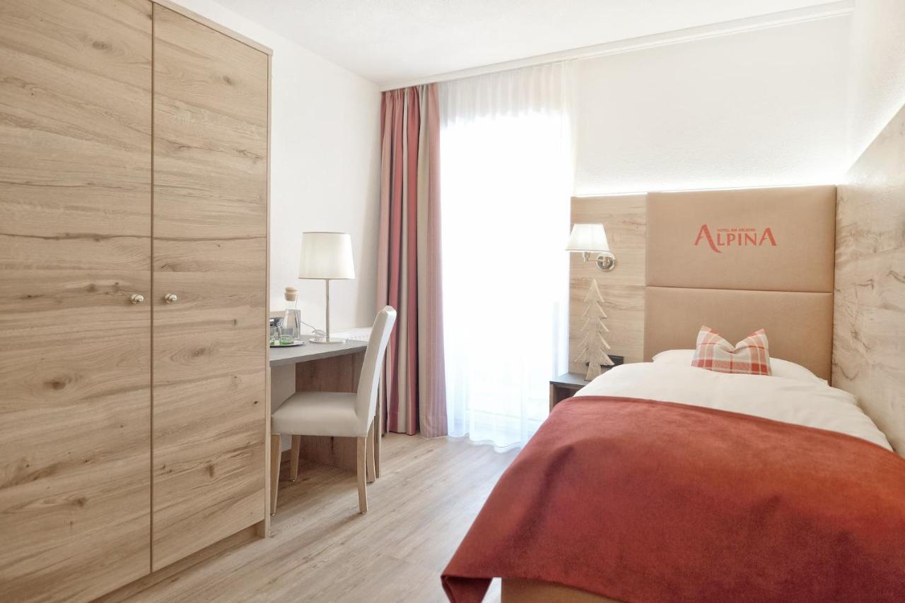 Hotel Alpina Superior 페트노이 암 아를베르크 외부 사진